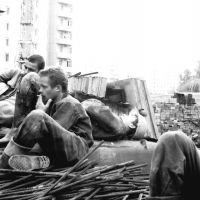 На стройке - Альбертыч и ребята